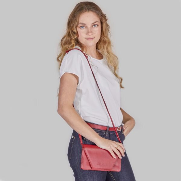 Hybrid Vegan Red - Multifunctional Vegan Bag