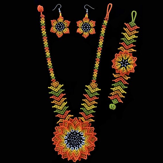 Tujtu Nina Set Handmade Beaded Necklace